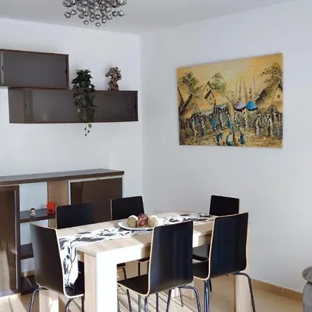 Casa Lucia, Magnifica Duplex Con Piscina. Дом отдыха